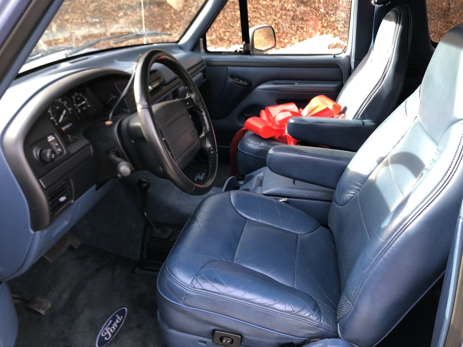 Ford-Bronco-1996-SUV-21