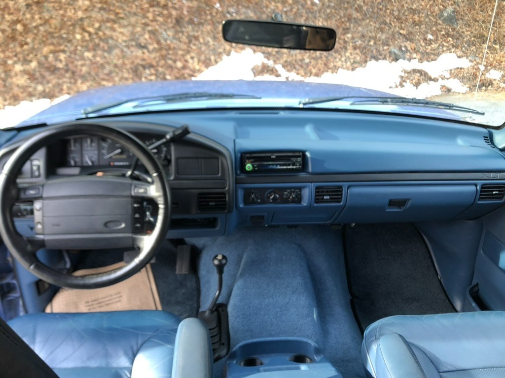 Ford-Bronco-1996-SUV-22