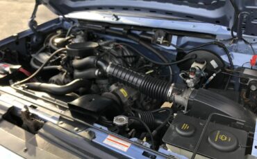 Ford-Bronco-1996-SUV-31