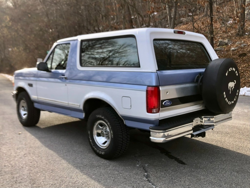 Ford-Bronco-1996-SUV-9