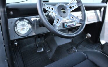 Ford-Bronco-Fuel-Injected-1977-SUV-21