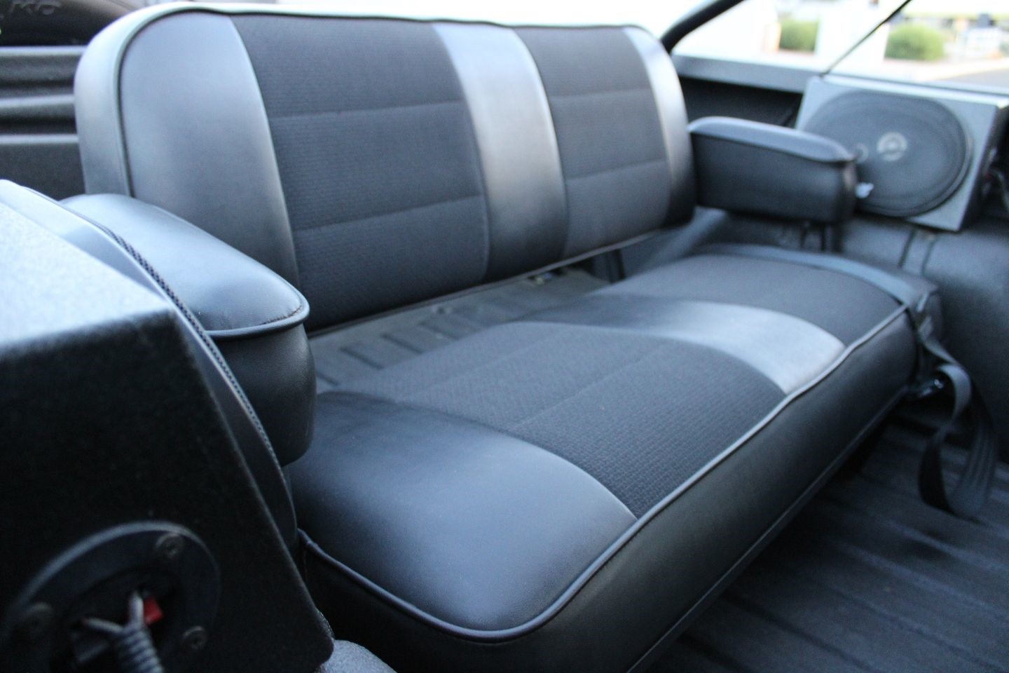 Ford-Bronco-Fuel-Injected-1977-SUV-27