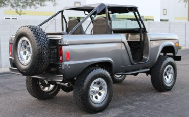 Ford-Bronco-Fuel-Injected-1977-SUV-3