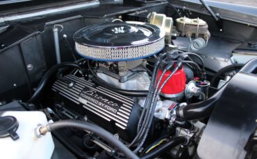 Ford-Bronco-Fuel-Injected-1977-SUV-33