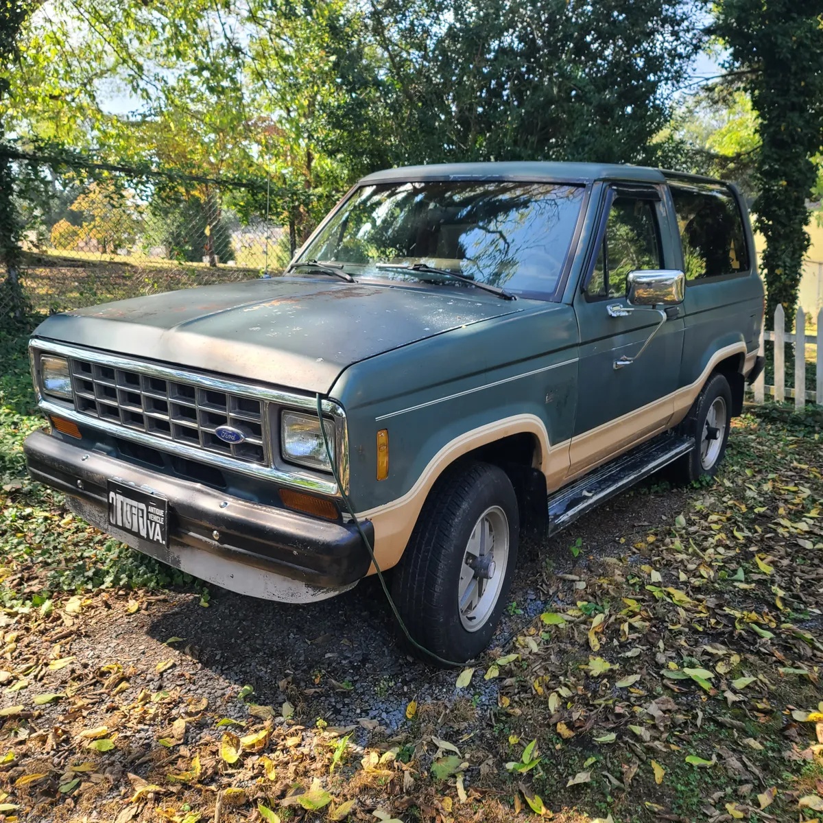 Ford-Bronco-ii-1984-11