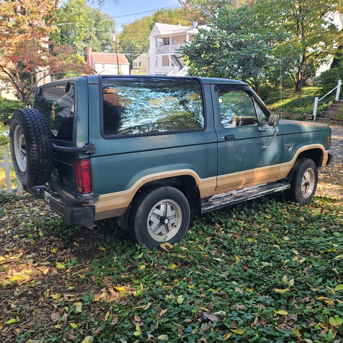 Ford-Bronco-ii-1984-14