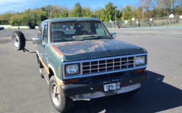 Ford-Bronco-ii-1984-2