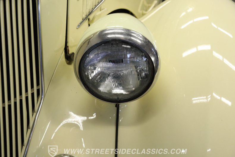 Ford-Cabriolet-1936-Yellow-Tan-19