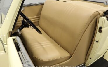 Ford-Cabriolet-1936-Yellow-Tan-35