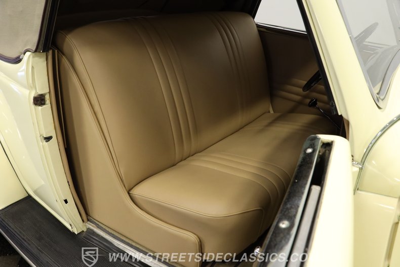 Ford-Cabriolet-1936-Yellow-Tan-36