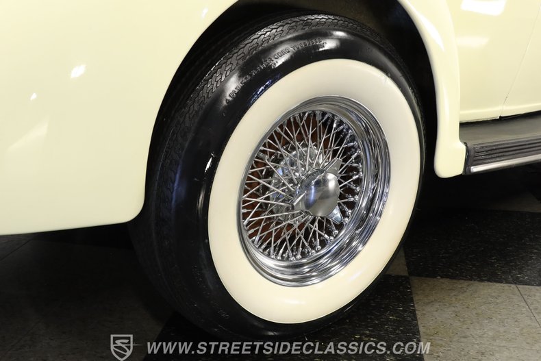 Ford-Cabriolet-1936-Yellow-Tan-43