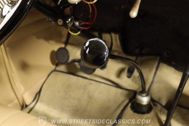 Ford-Cabriolet-1936-Yellow-Tan-7