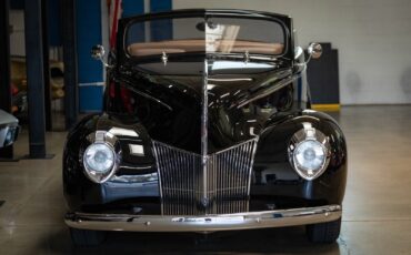 Ford-Cabriolet-1940-2-Door-Cabriolet-Custom-17