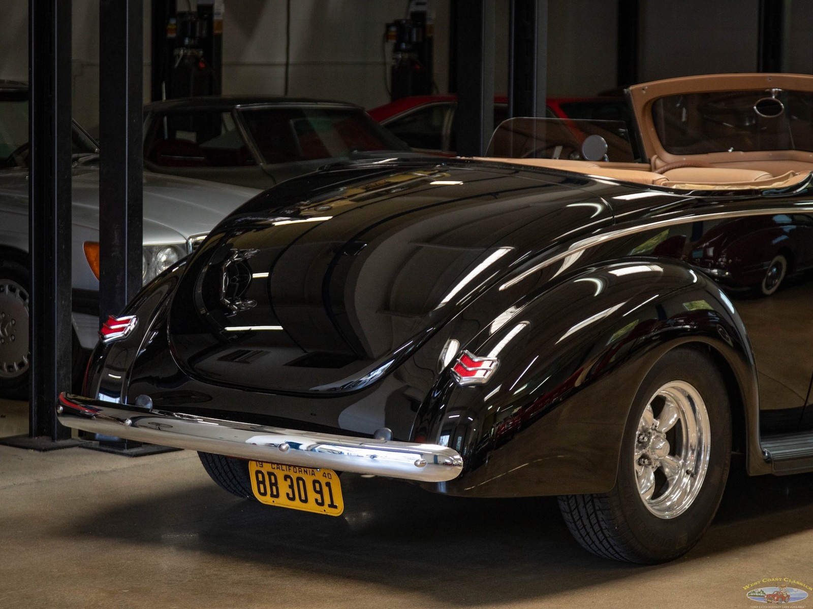 Ford-Cabriolet-1940-2-Door-Cabriolet-Custom-25