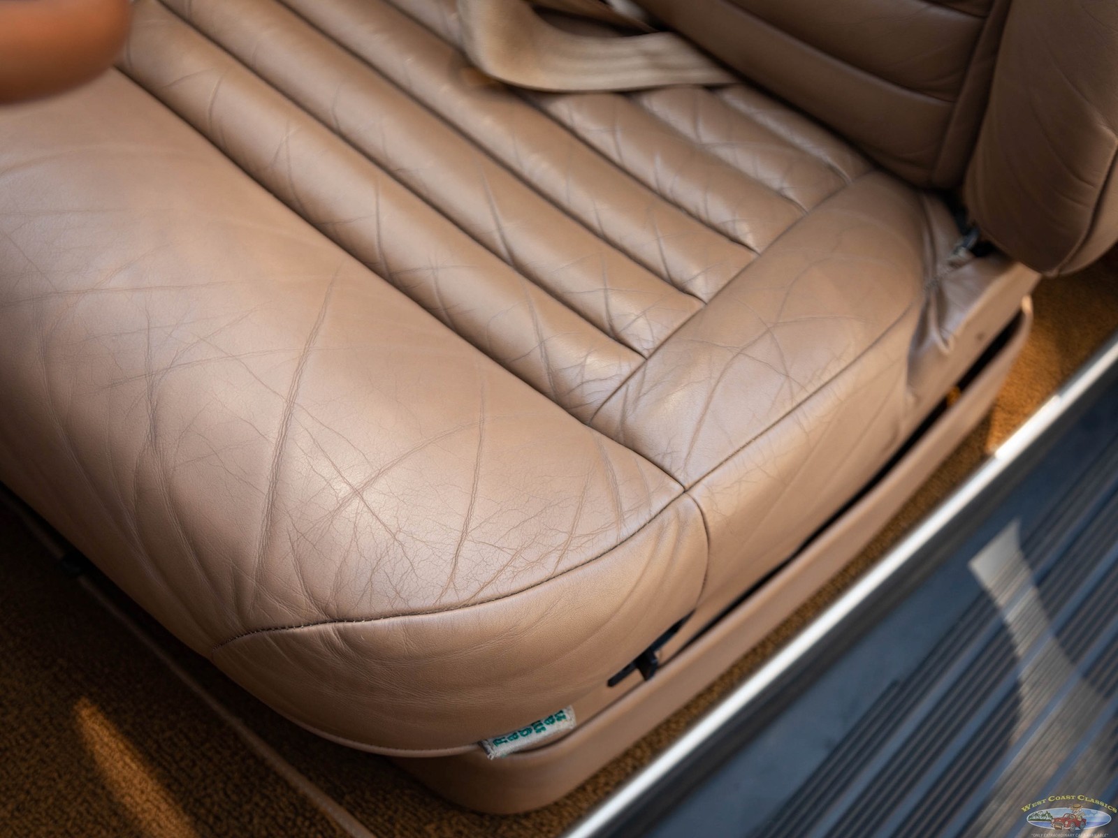 Ford-Cabriolet-1940-2-Door-Cabriolet-Custom-29