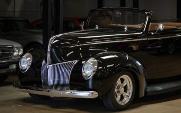 Ford-Cabriolet-1940-2-Door-Cabriolet-Custom-8