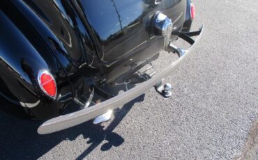 Ford-Cabriolet-Deluxe-Street-Rod-LS1-resto-mod-drivetrain-1939-14