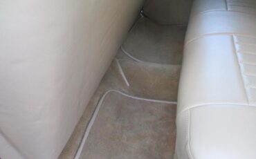 Ford-Cabriolet-Deluxe-Street-Rod-LS1-resto-mod-drivetrain-1939-26