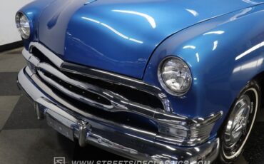 Ford-Club-1951-Blue-Dark-Blue-10
