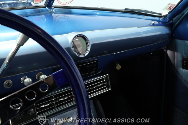 Ford-Club-1951-Blue-Dark-Blue-15