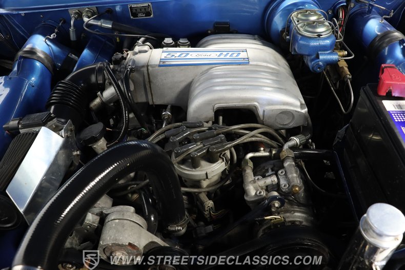 Ford-Club-1951-Blue-Dark-Blue-2