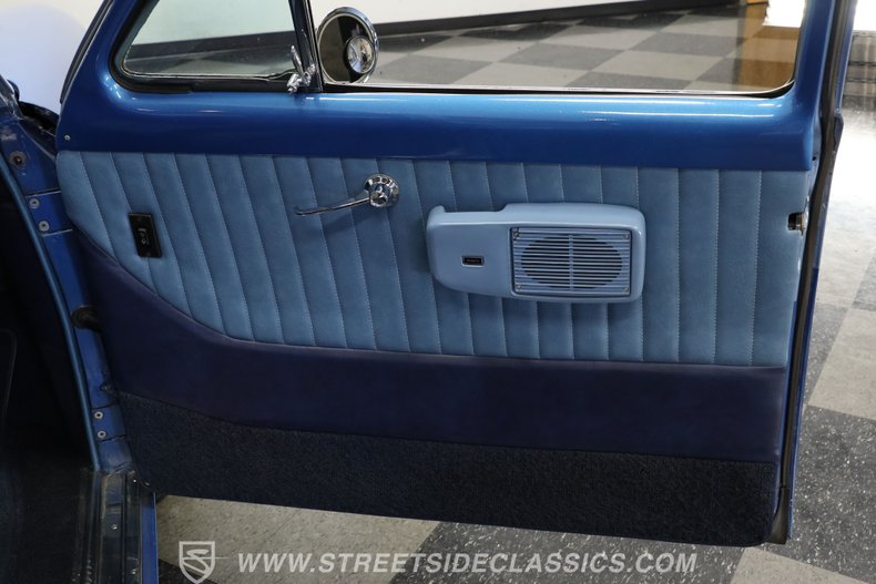 Ford-Club-1951-Blue-Dark-Blue-47