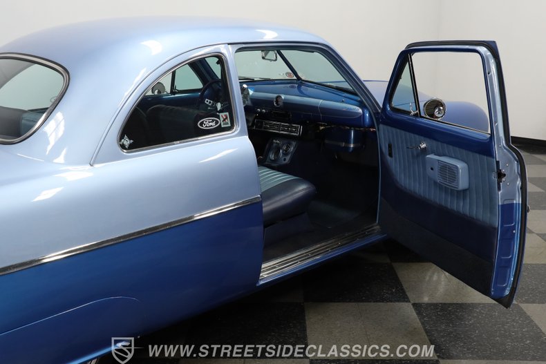 Ford-Club-1951-Blue-Dark-Blue-48