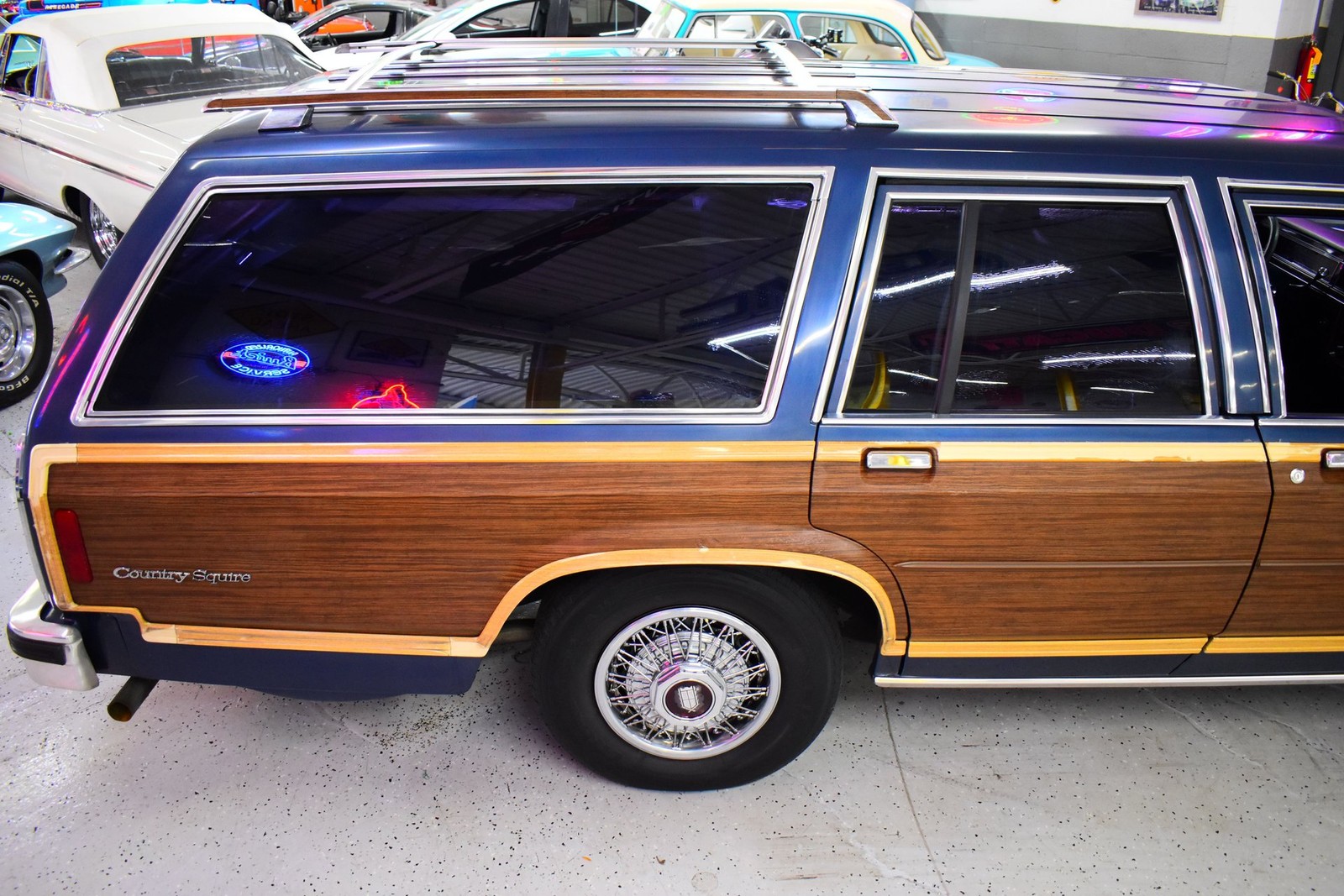 Ford-Country-Squire-1986-Wagon-5