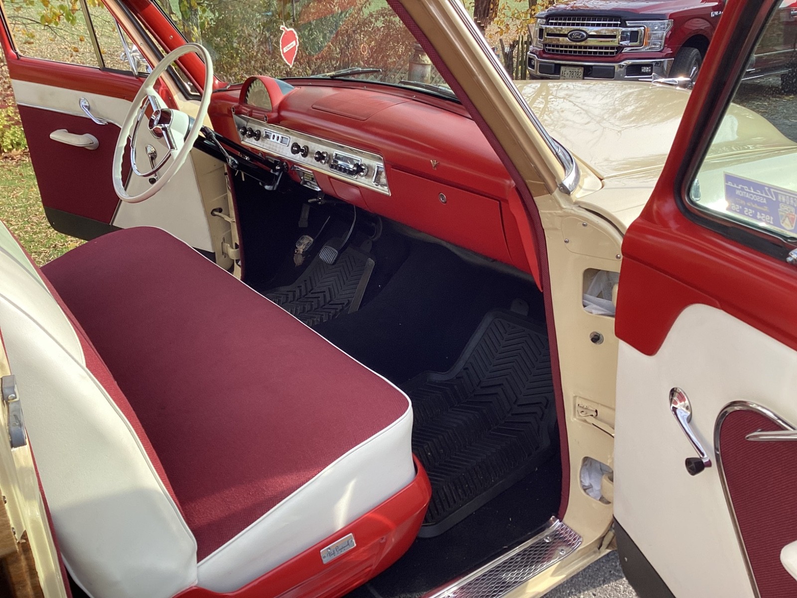 Ford-Crown-Victoria-1954-Wagon-16