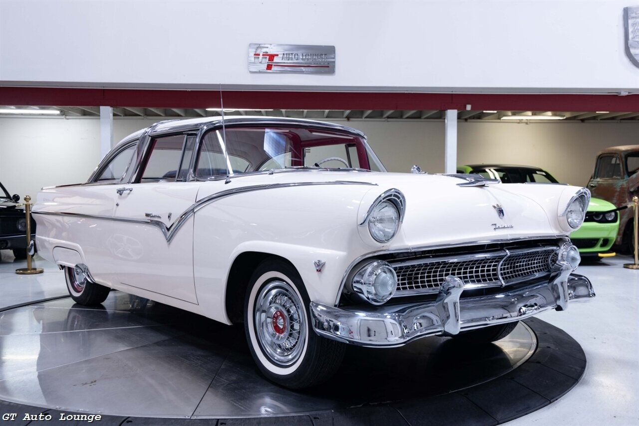 Ford-Crown-Victoria-1955-Coupe-2