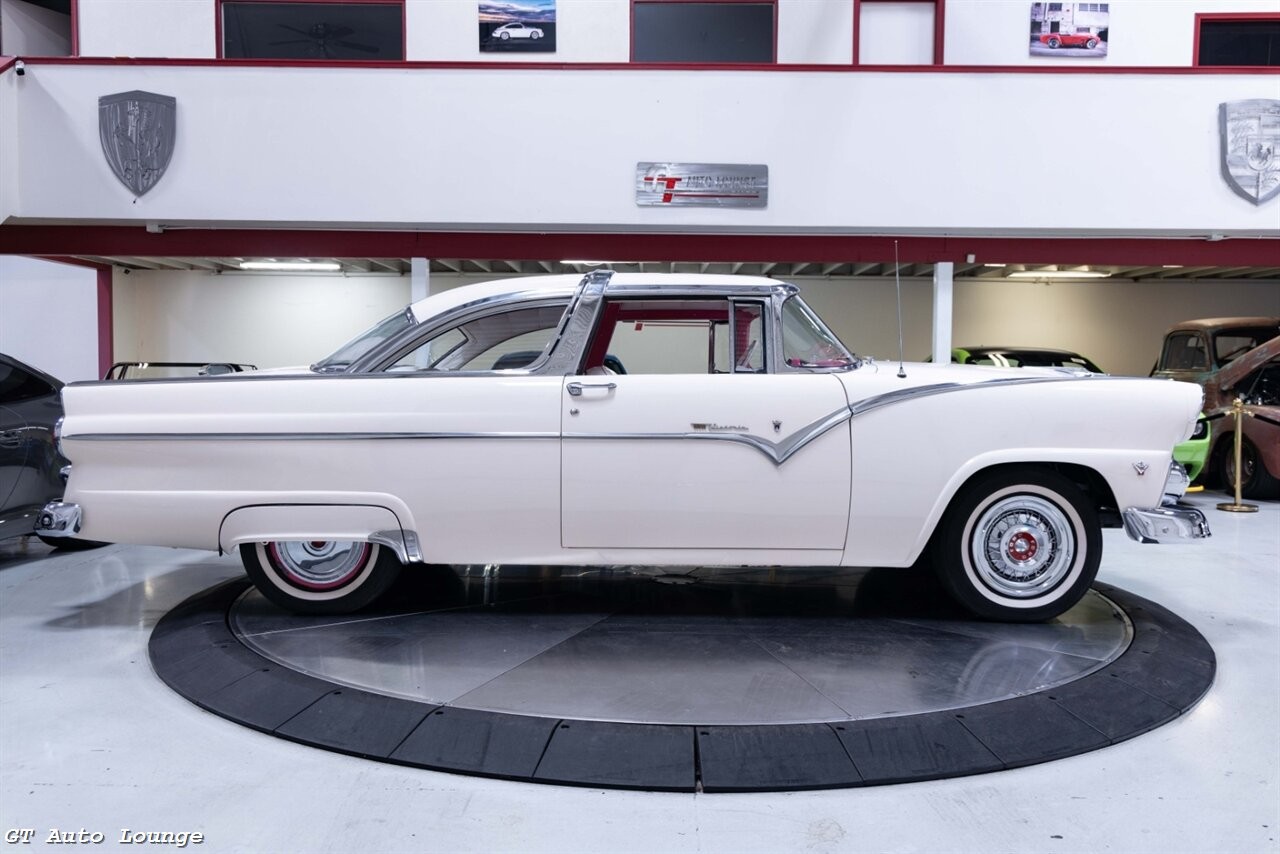 Ford-Crown-Victoria-1955-Coupe-3