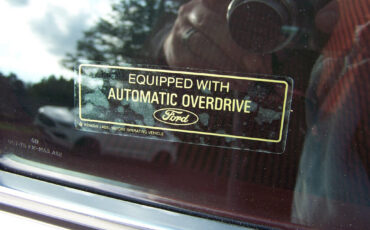 Ford-Crown-Victoria-1981-Coupe-14