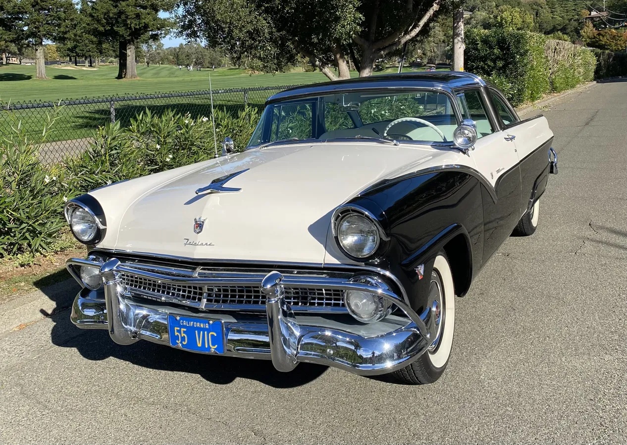 Ford-Crown-victoria-1955-Black-Black-12