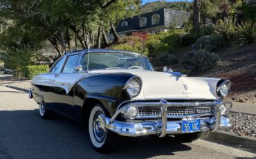 Ford-Crown-victoria-1955-Black-Black