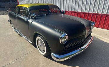 Ford-Custom-1950-Coupe-1