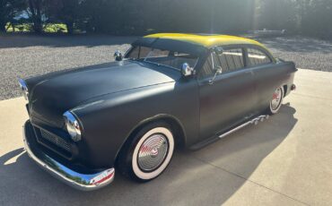 Ford-Custom-1950-Coupe-2
