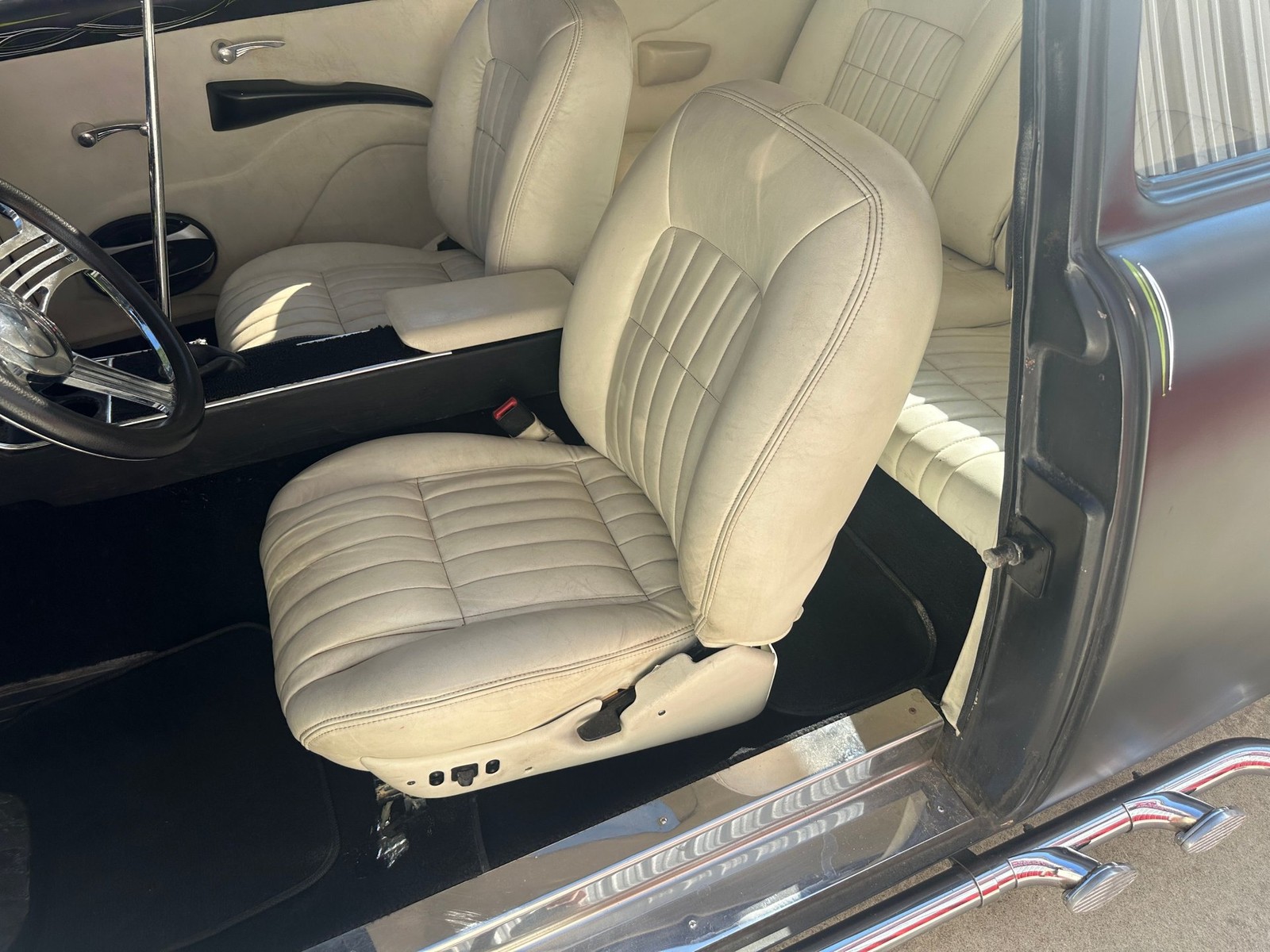 Ford-Custom-1950-Coupe-27