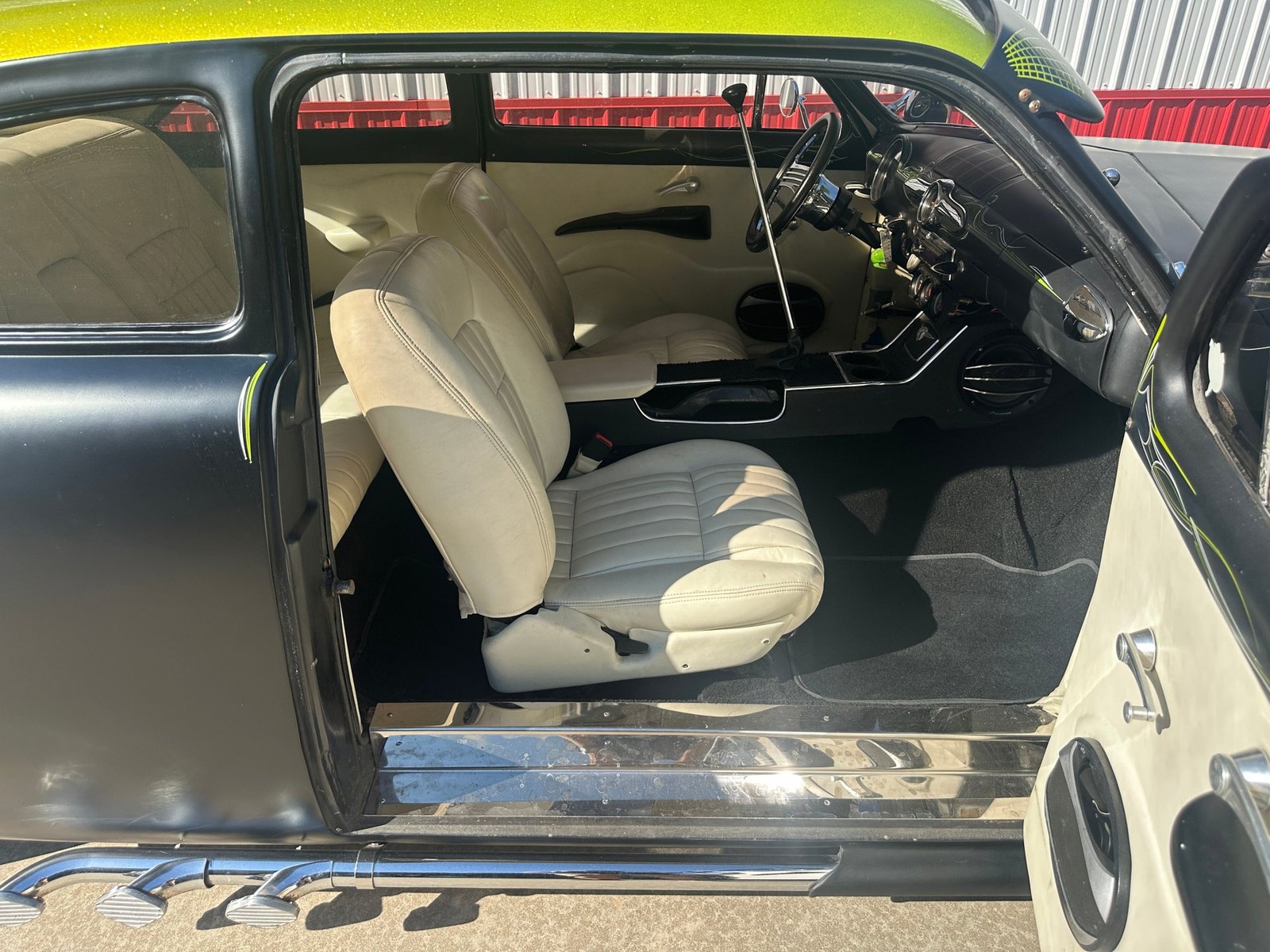 Ford-Custom-1950-Coupe-31