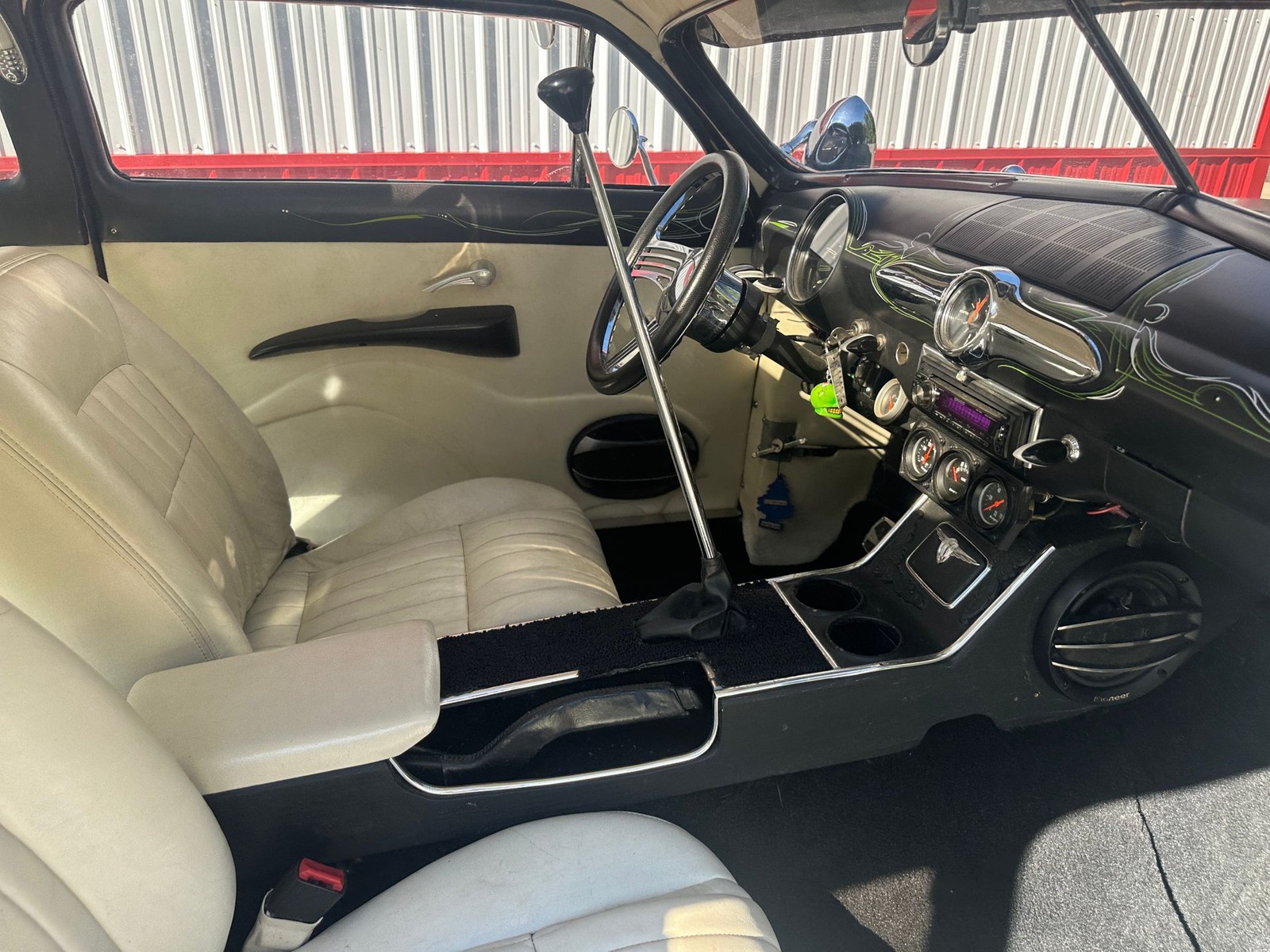 Ford-Custom-1950-Coupe-36