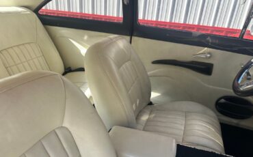 Ford-Custom-1950-Coupe-37