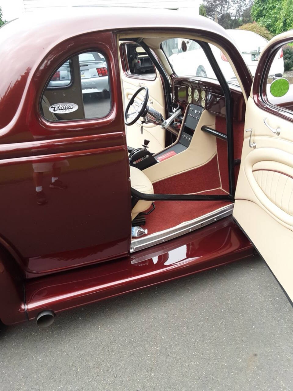 Ford-Custom-Deluxe-1936-Coupe-10