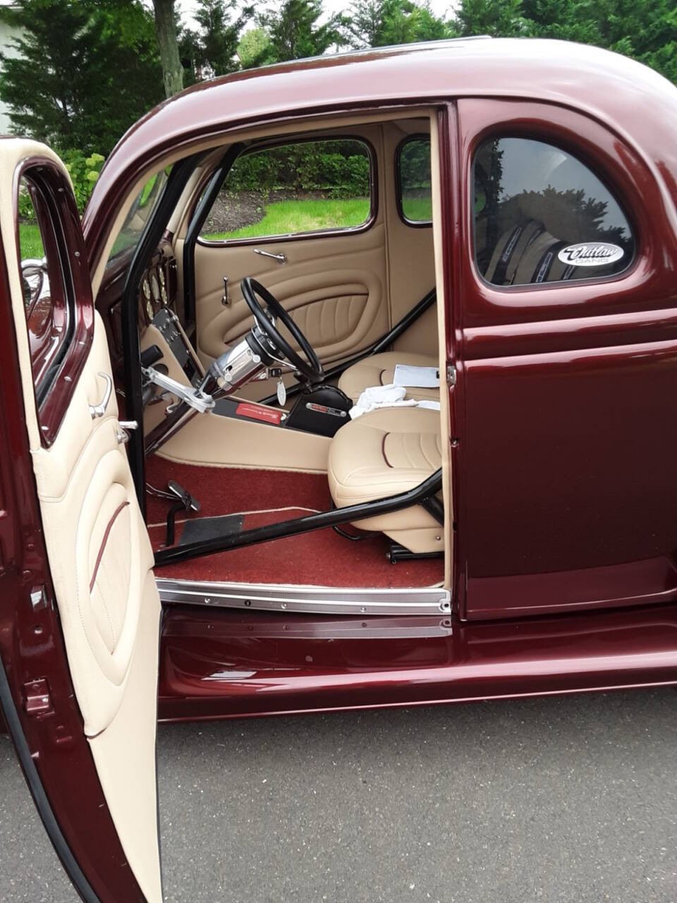 Ford-Custom-Deluxe-1936-Coupe-9