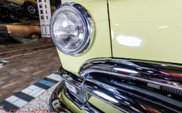 Ford-Custom-Deluxe-1950-11