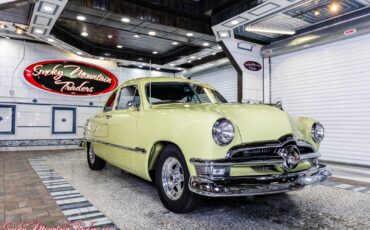 Ford-Custom-Deluxe-1950-13