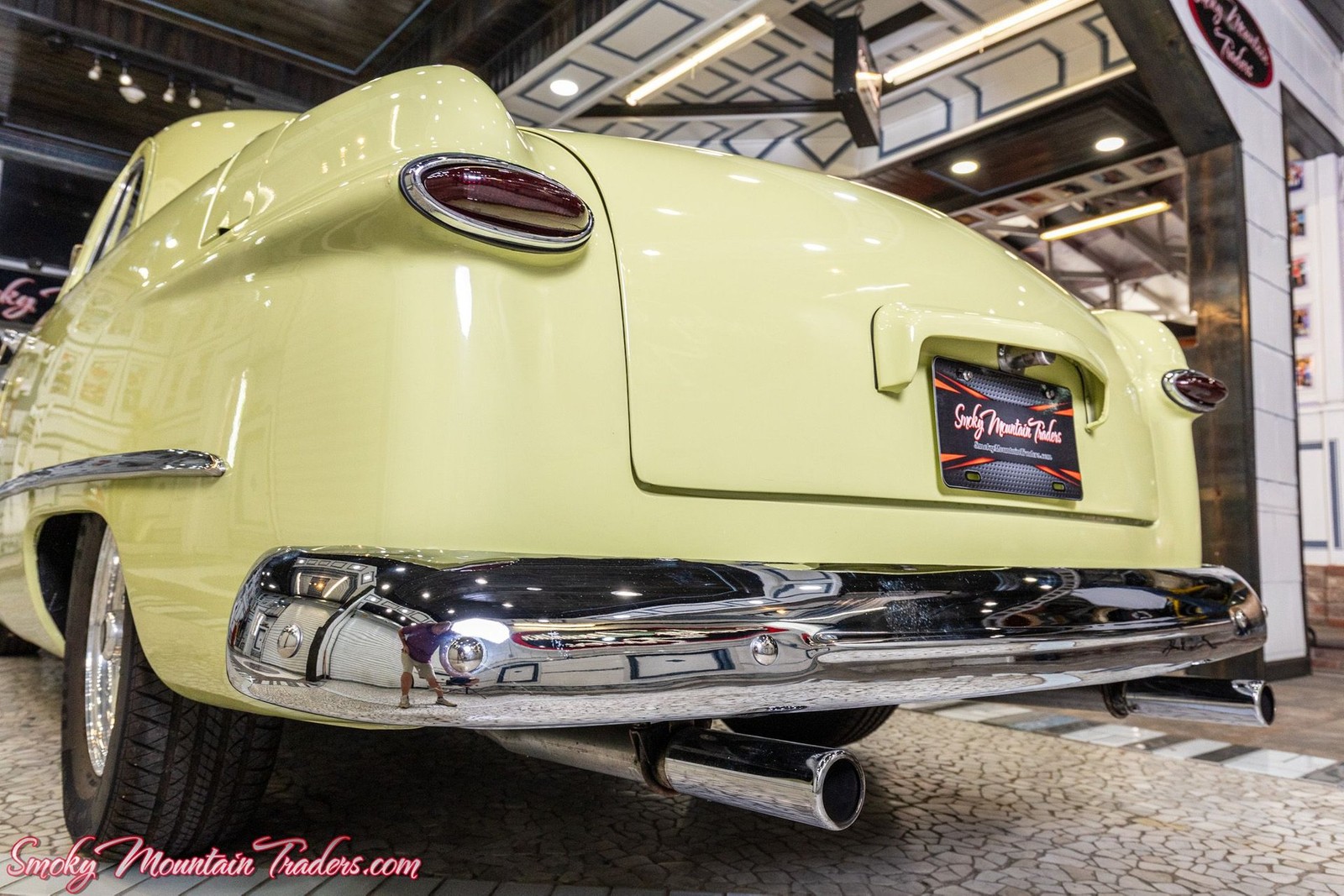 Ford-Custom-Deluxe-1950-29