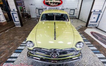 Ford-Custom-Deluxe-1950-8