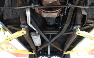 Ford-Custom-Deluxe-1951-17