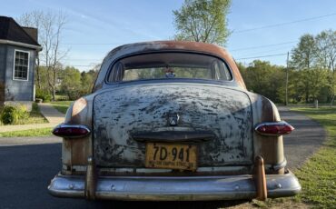 Ford-Custom-Deluxe-1951-Sedan-4