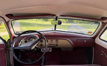 Ford-Custom-Deluxe-1951-Sedan-7