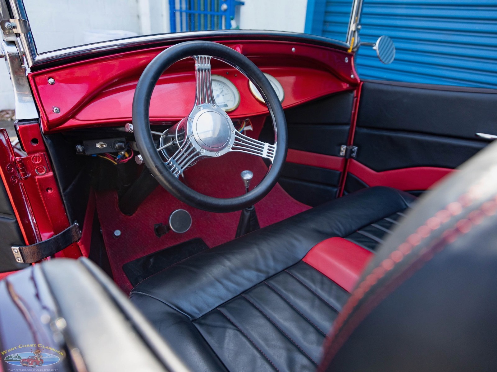 Ford-Custom-Model-A-Roadster-1929-32